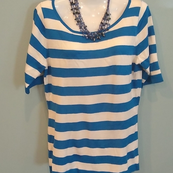 New York & Company Tops - 💰New York & Co💰